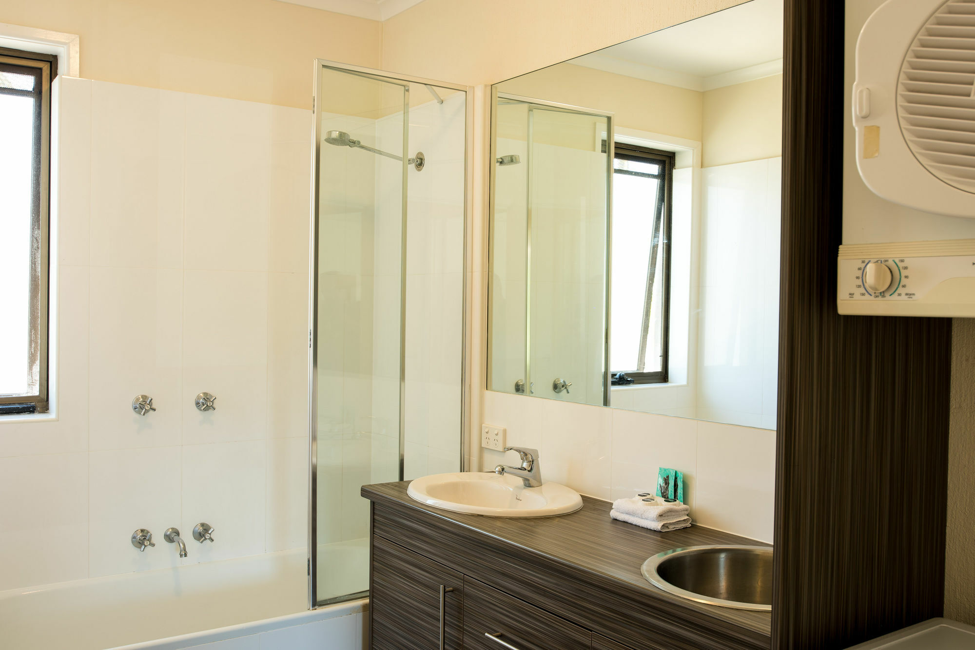 Noosa Sound Resort نوسافيل المظهر الخارجي الصورة